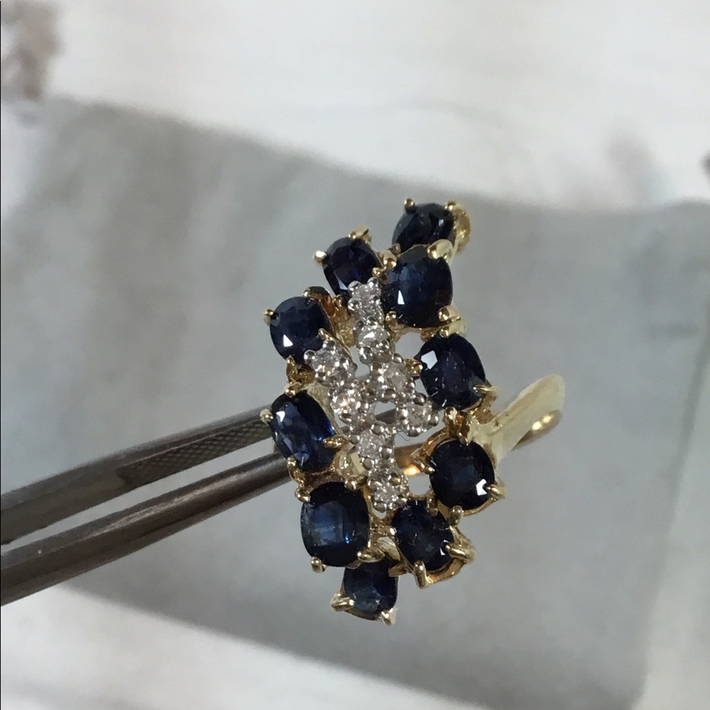 Woman’s sapphire & diamond ring